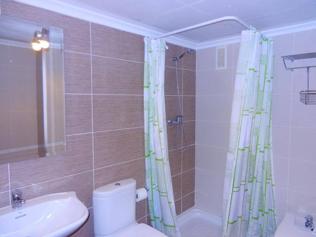 Oceanografico Apartments บาเลนเซีย ภายนอก รูปภาพ