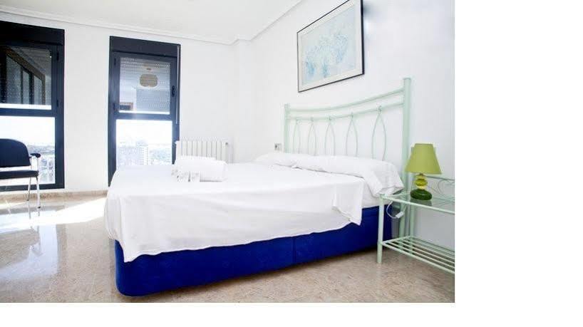 Oceanografico Apartments บาเลนเซีย ภายนอก รูปภาพ