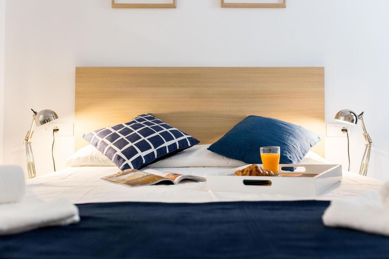 Oceanografico Apartments บาเลนเซีย ภายนอก รูปภาพ